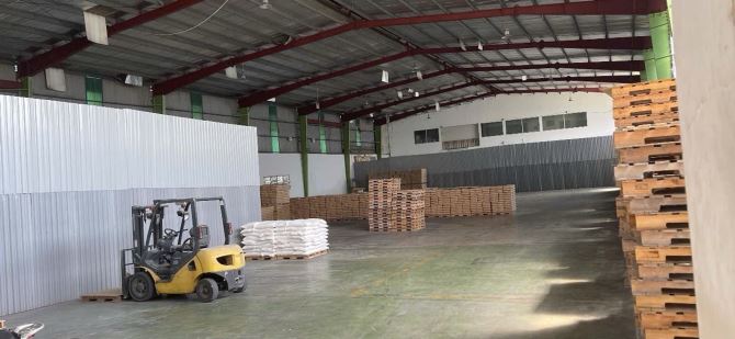 BÁN NHÀ XƯỞNG KCN TÂN TẠO GẦN 4500M2, CHỈ 140 TỶ