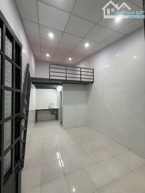🎉🎉chủ cần bán dãy nhà trọ với diện tích 196m...hiện đang có 10 phòng trọ đang cho thuê