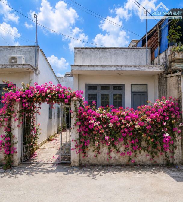 Bán Day Trọ Ngay Giáo Xứ Trinh Vương Tam Hoà