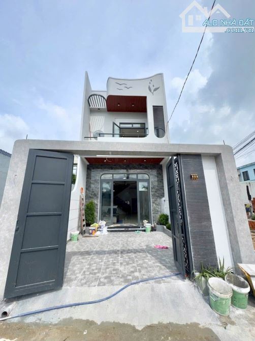 BÁN NHÀ MỚI 1 LẦU 1 TRỆT PHƯỜNG HỐ NAI