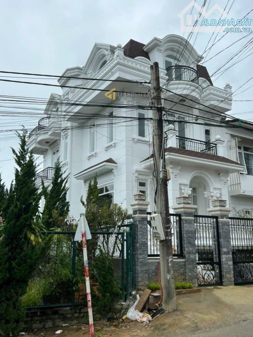 VILLA CAO CẤP KQH AN SƠN. P4. 144M2. THỰC TẾ 200M2. 5PN. GARA OTO. GIÁ 19,5 TỶ