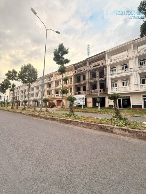 💥♻️ ~2xTy – NHÀ (1 TRỆT 3 LẦU, 105M2, ĐG` PHƯỢNG HOÀNG 24M), KHU DC HOÀNG QUÂN BÌNH MINH