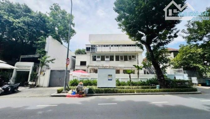 BÁN SIÊU HIẾM MẶT TIỀN 50 TRƯƠNG ĐỊNH, P. 7, QUẬN 3 – DT 816.8M² (20.5M X 40M)