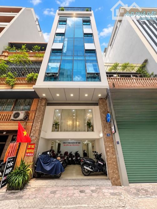 7 tầng thang máy toà Văn phòng mặt ngõ oto tránh vỉa hè Trung Kính,85m2 sổ.Giá 41.6 tỷ
