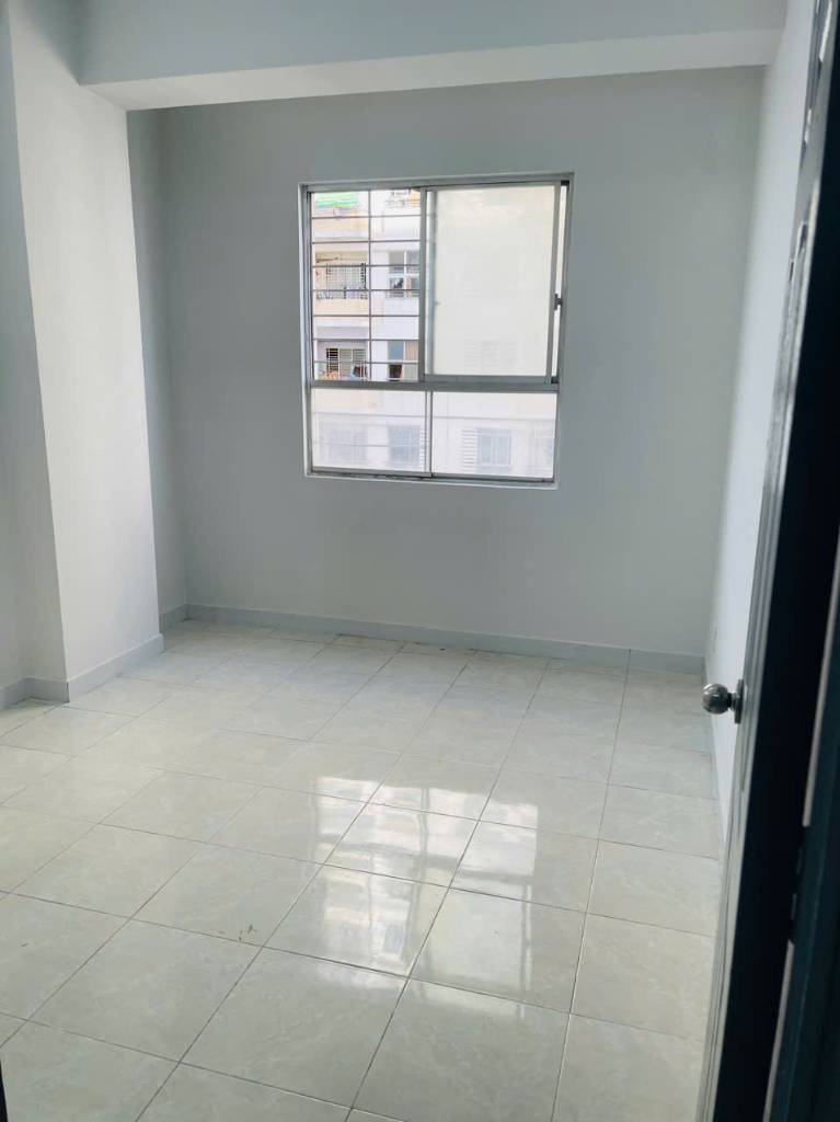 BÁN CĂN HỘ CAO ỐC B NGÔ GIA TỰ, QUẬN 10, TẦNG 6 THANG MÁY, SỔ HỒNG RIÊNG