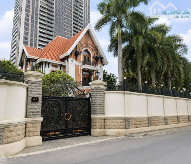 Bán Biệt thự sân vườn mặt tiền Nguyễn Ư Dĩ, Phường An Khánh, TP Thủ Đức