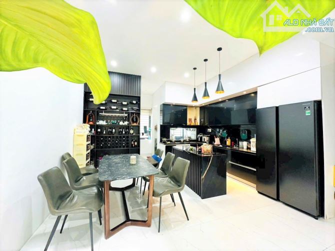 LÀM VĂN PHÒNG, SPA 4 tầng mới TRỤC PHAN HUỲNH ĐIỂU hướng ĐÔNG