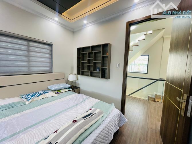 🏡 NHÀ PHỐ HÙNG VƯƠNG – NGANG 8,66M – CÓ SÂN ĐẬU Ô TÔ – CHỈ 7,5 TỶ 🔥