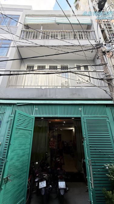 Ngợp bank bán gấp nhà 2 tầng hẻm 1/ ngay Lê Văn Thọ