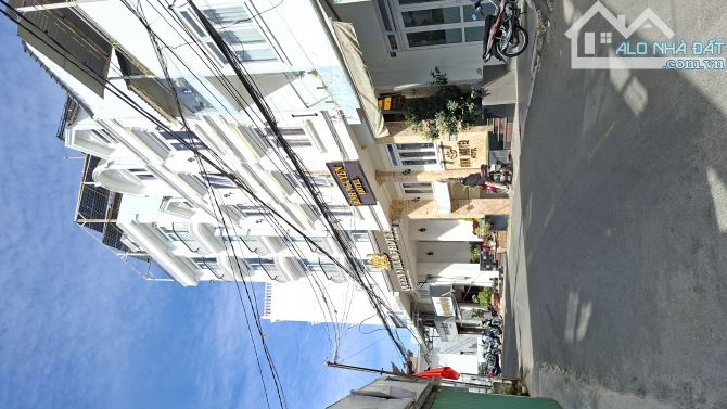 BÁN NHÀ MẶT TIỀN PHƯỜNG 2 ĐÀ LẠT 🏡 SỔ RIÊNG &ĐÃ HOÀN CÔNG GIÁ 5,8 TỶ🏡NGUỒN THU CHO THUÊ