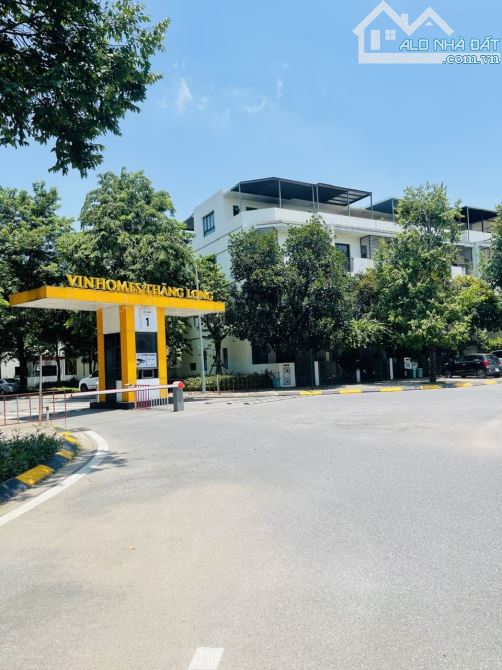 Bán Biệt Thự Song Lập - Thăng Long, Dt 130m2, 4t, Mt 7m, Nhà Đẹp Ở Ngay.