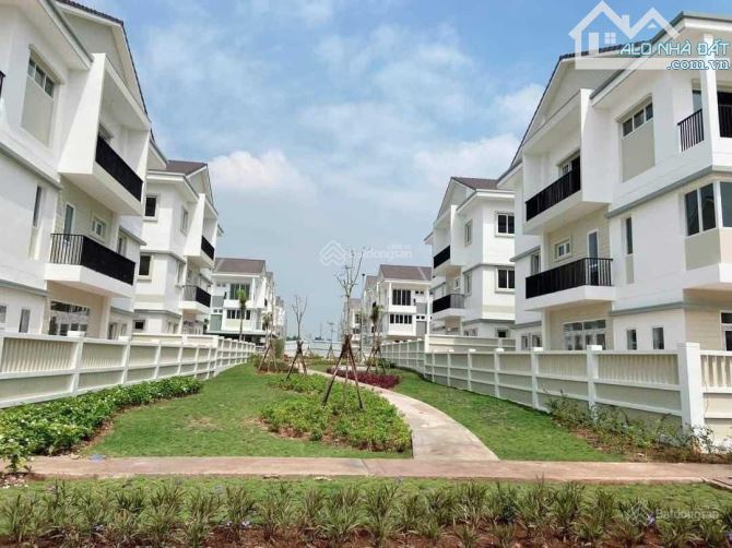 Bán nhà Vườn Thiên Đàng – EcoLakes 120m², 3 tầng, 4 phòng ngủ | Chính chủ, sổ đỏ đầy đủ