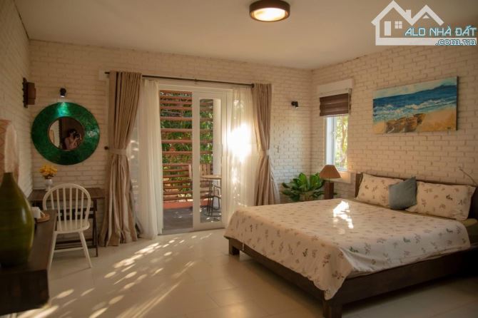 BÁN NHÀ NGHỈ DƯỠNG HỘI AN 1.080M², 14 PHÒNG, VIEW LÚA, DÒNG TIỀN 75 TRIỆU THÁNG