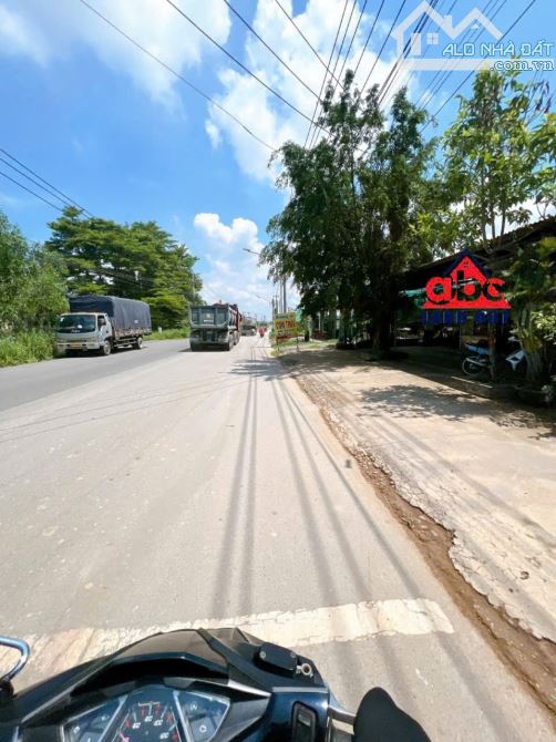 HN040. Bán nhà Xưởng Tổng Khuôn Viên 1600m2 Mặt tiền đường thuộc Xã Tân An_Vĩnh Cữu_Đồng N