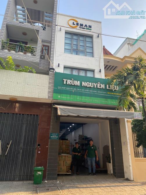 Bán nhà đẹp hxh ngay 127 Hoàng Hoa Thám - Khu k300, dt 5,5x16m 4 Tầng ở ngay giá chỉ 15,9