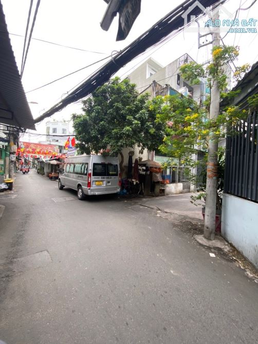 Âu dương lân ,quận 8, ô tô đỗ cửa, 5 tầng,4mx13m, nhỉnh 8,x tỷ