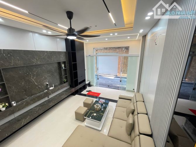 Giảm giá cực sâu nhà đẹp Cách hạ, Nam sơn