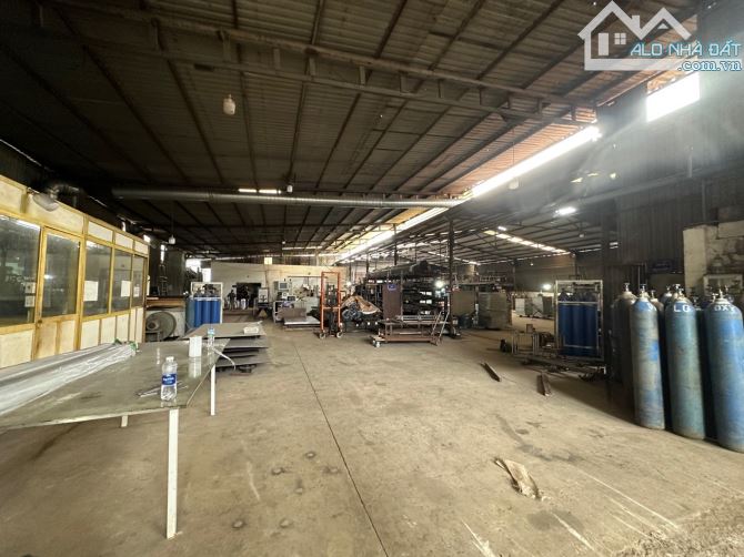 NHÀ XƯỞNG 1.270M2 MẶT TIỀN DƯƠNG CÔNG KHI HÓC MÔN, CHỦ BÁN GẤP, GIÁ CHỈ 24,6 TỶ