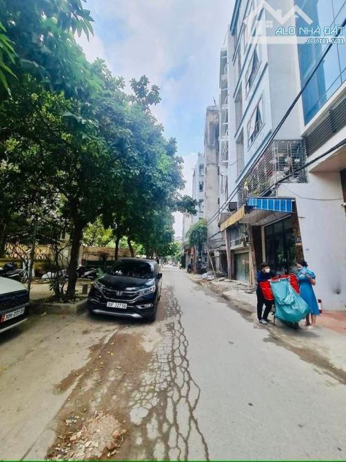 Bán nhà dòng tiền phùng khoang, 105m2, 29 phòng rộng, 2 ô tô tránh, giá 31 tỉ