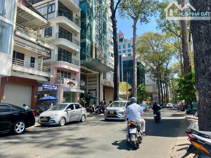 HIẾM.! Mặt Tiền Bùi Thị Xuân P.Bến Thành Q.1- 8.2x18m- 6 Tầng- HDT: 8000$/th- nhỉnh 110 TY