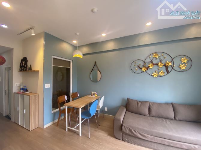Bán cc Simona Hoàng Văn Thụ 2PN full nt đẹp giá 1.3 tỷ