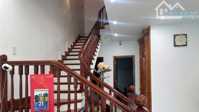 Bán căn nhà 5 tầng xây mới siêu đẹp khu TDC chợ Hoa Quả, dt 75m2, mt 5m