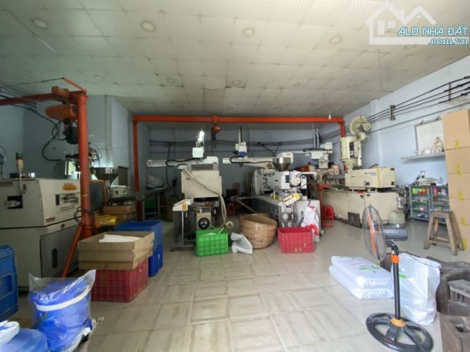 XƯỞNG MẶT TIỀN GẦN VÕ VĂN KIỆT_ NGANG 22M- 870M2- NGỘP BANK 20 TỶ- GẤP BÁN