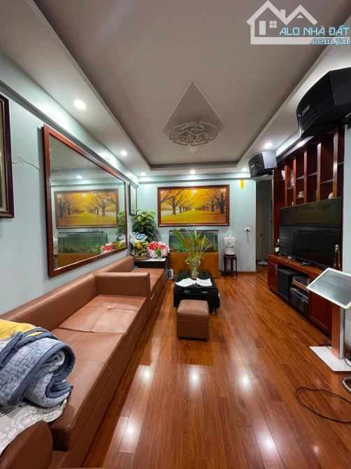 Chung cư No12-3 Sài Đồng, hàng xóm Vinhomes Riverside, DT 73m2, Tầng 10, giá 4.3 tỷ