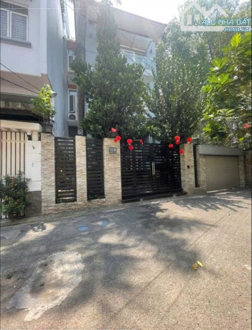 BIỆT THỰ SÂN VƯỜN PHỔ QUANG. TB – 274M² – HẦM 3 TẦNG – SÁT CÔNG VIÊN GIA ĐỊNH – 58 TỶ
