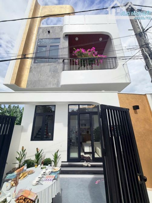 🏘🏘Nhà 2,5 tầng kiệt oto Lại Thế, phường Mỹ Thượng, TP Huế