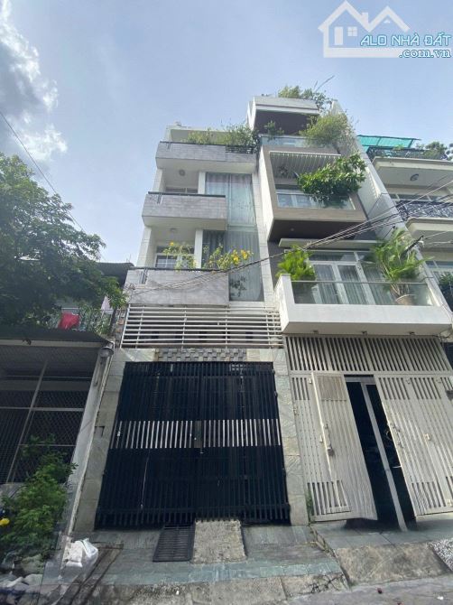 Áp Lực Tài Chính ! cần bán gấp nhà Bàu Cát, P12, 4x16m, Hầm 4 lầu, giá giảm chỉ còn 10 tỷ