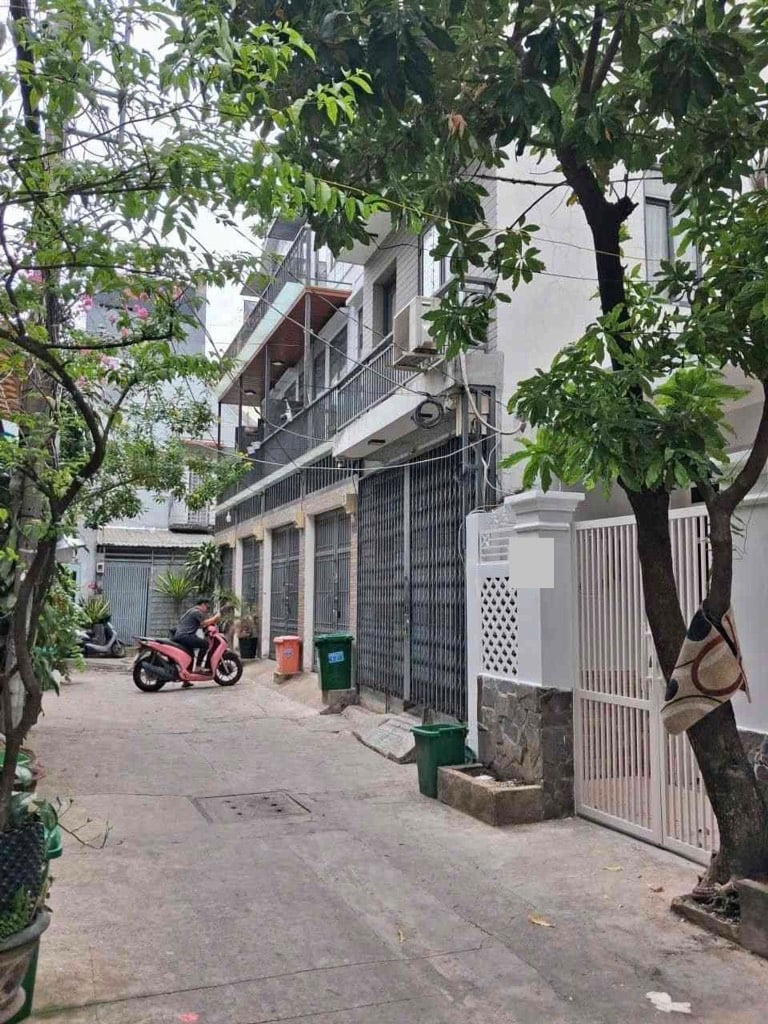 Chính chủ 1 đời, bán nhà 2 tầng Tân Hưng, trung tâm Quận 7, 52m2 khu biệt thự Kiều Đàm