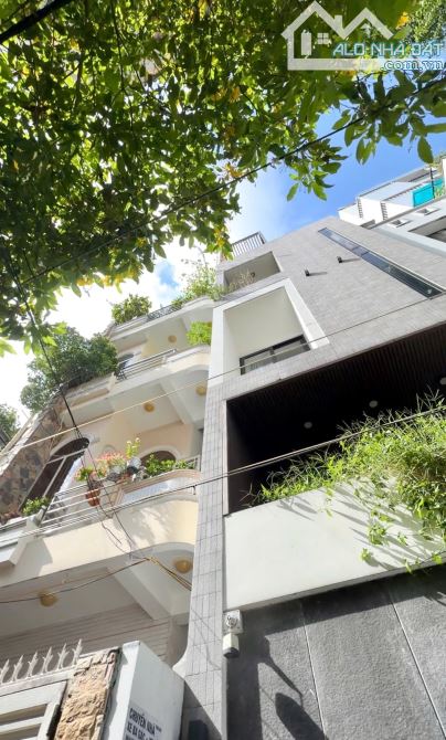 9,9 Tỷ - 61M Hẻm Xe Hơi Khu PHAN XÍCH LONG- NGUYỄN CÔNG HOAN-61M-4 Tầng- BỆNH VIỆN HOÀN MỸ