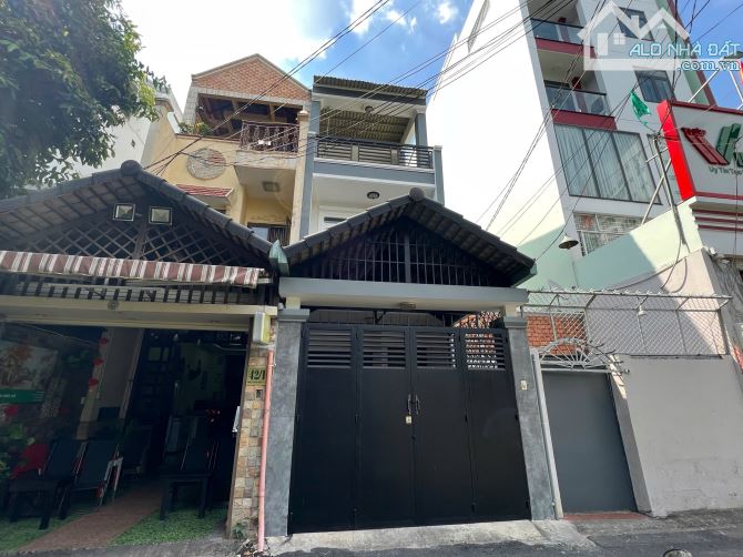 Bán nhà hẻm 31 Hoàng Việt - Phường 4 - Tân Bình - Diện tích: 4mx14m - 3 tầng giá 12.5 tỷ