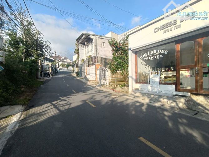 Bán Nhà Nghỉ Đường Nguyễn Trãi cách hồ Xuân Hương 1km