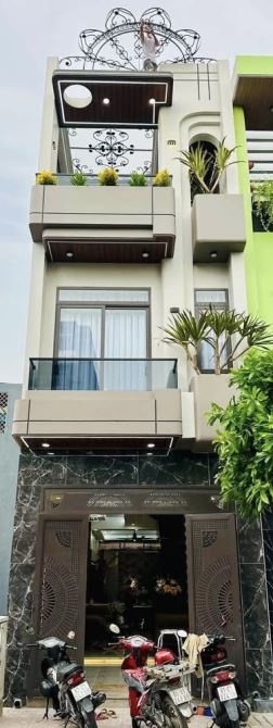 CHỈ NHỈNH HƠN 4 TỶ SẼ SỞ HỮU NHÀ PHỐ ĐẸP 70m2 NGAY TRUNG TÂM QUẬN 5 - HẺM OTO RỘNG