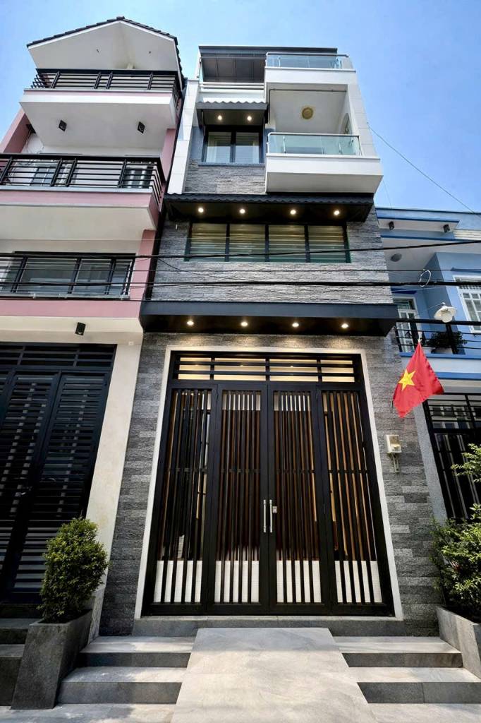 Bán nhà phân lô gần AEON Mall Bình Tân, nhà đẹp sổ hoàn công, dọn vào ở ngay
