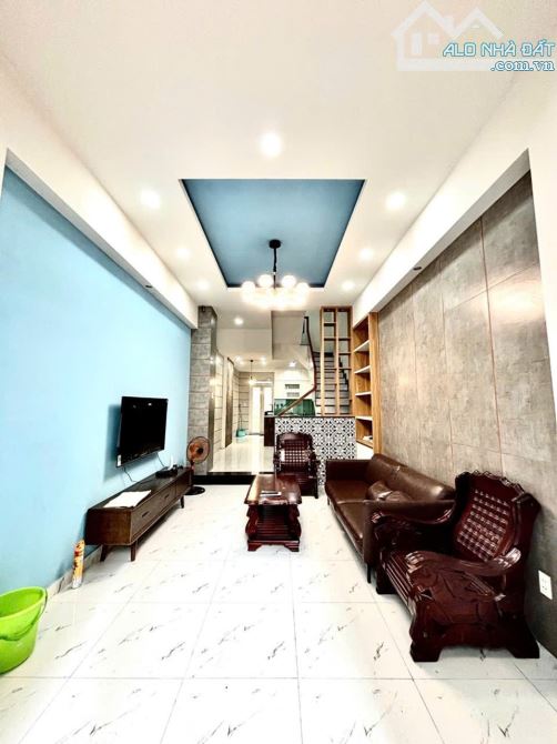 Gần Đầm Sen - Đường Hòa Bình - Tân Phú - Dt: 57m2- 6 tỷ 850