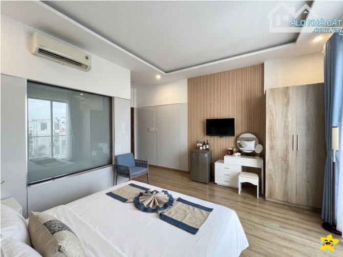 49 TỶ – SỞ HỮU VILLA 3 TẦNG NGAY TRUNG TÂM PHỐ CỔ HỘI AN | DÒNG TIỀN 200–250 TRIỆU/THÁNG
