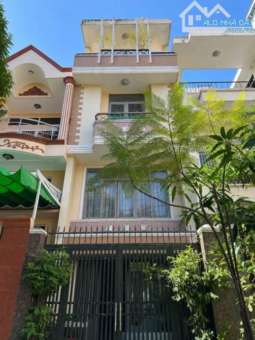 Cô Phượng chính chủ bán nhà Mặt tiền Khu VIP Đặng Thuỳ Trâm, BT (DTCN 72m2). Chốt giá 3Tỷ3