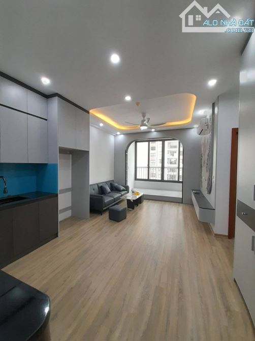 Giá chỉ 5 tỷ, Chung cư căn góc Hoàng Đạo Thành, Thanh Xuân 3 ngủ, nội thất đẹp.