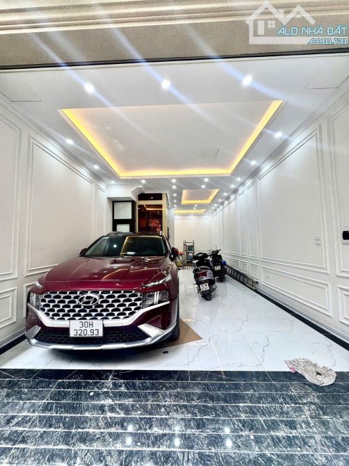 Giá Rẻ Nhà Trung Kính To, Gara oto, thang máy, lô góc 2 thoáng, ngõ oto 6m, 56m, 6 tầng