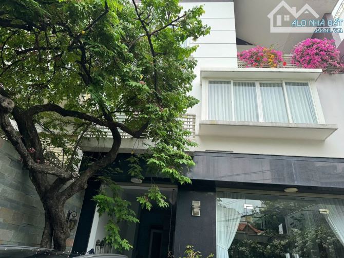 Giảm 6 tỷ bán villas MT Lê Văn Sỹ, Q Tân Bình, DT 8 x 25m