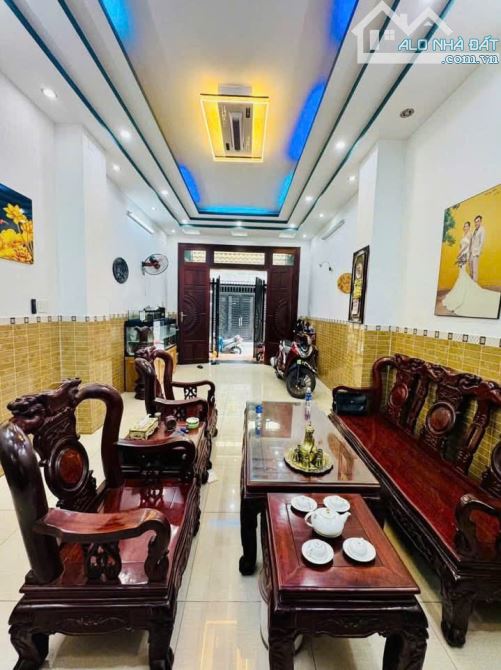 DUY NHẤT 1 CĂN NHÀ ĐƯỜNG NGUYỄN BIỂU PHƯỜNG CHỢ QUÁN 4,3 tỷ 67m2( 5x13,4)