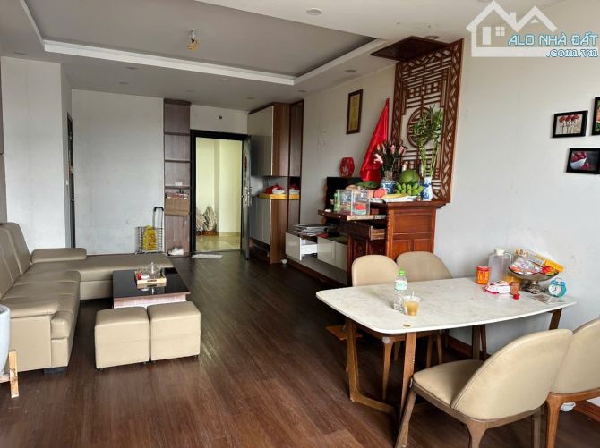 BÁN CĂN 69.3M – TÒA Park4 EUROWINDOW Giá chỉ 3,9 TỶ Tặng Toàn Bộ Nội Thất