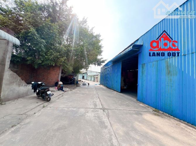 Bán Nhà Xương Và Đất Rộng Mặt Tiền Quốc Lộ 51 Long Thành