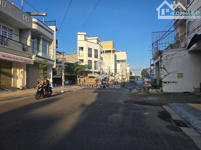 🔥 BÁN 2 CĂN LIỀN KỀ MẶT TIỀN CÔ GIANG – 228.5M² – NGANG 8M – FULL THỔ CƯ – GIÁ 23 TỶ 🔥