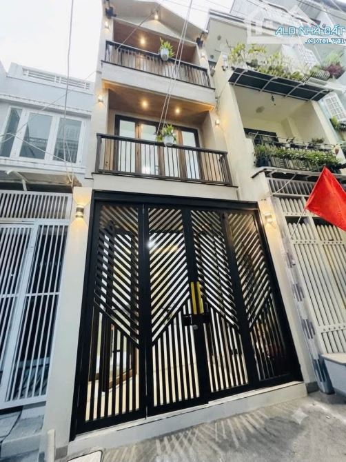 SIÊU PHẨM HÀNG NGỘP NGAY TẠI TRUNG TÂM - BÁN NHÀ NGUYỄN TRÃI, P7, QUẬN 5. CHỈ 4TỶ680/64M2!
