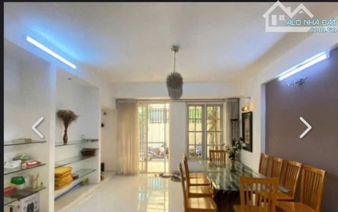 Biệt thự KDC Nam long Trần Trọng Cung. 8*25 chỉ 25,5 tỷ.