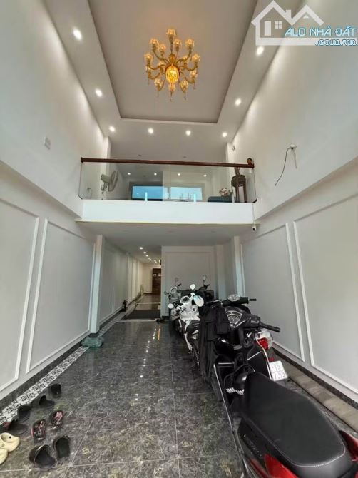 🔥 PHÂN LÔ PHAN ĐÌNH GIÓT – PHƯƠNG LIỆT - VỈA HÈ - 7 TẦNG THANG MÁY - 68M2 - 27,1 TỶ